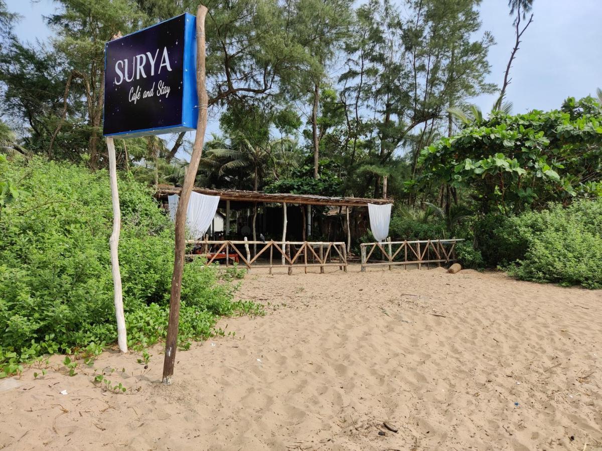 Surya Beach Café&Stay Gokarna  Extérieur photo