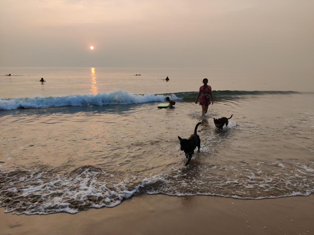 Surya Beach Café&Stay Gokarna  Extérieur photo