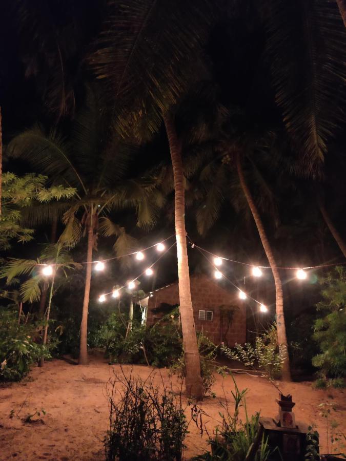 Surya Beach Café&Stay Gokarna  Extérieur photo