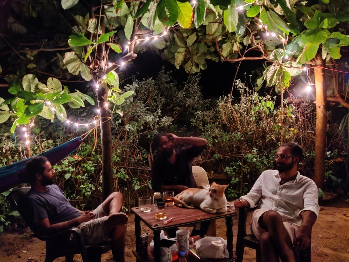 Surya Beach Café&Stay Gokarna  Extérieur photo