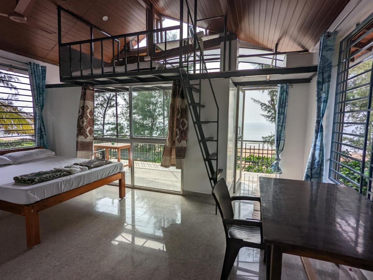 Surya Beach Café&Stay Gokarna  Extérieur photo